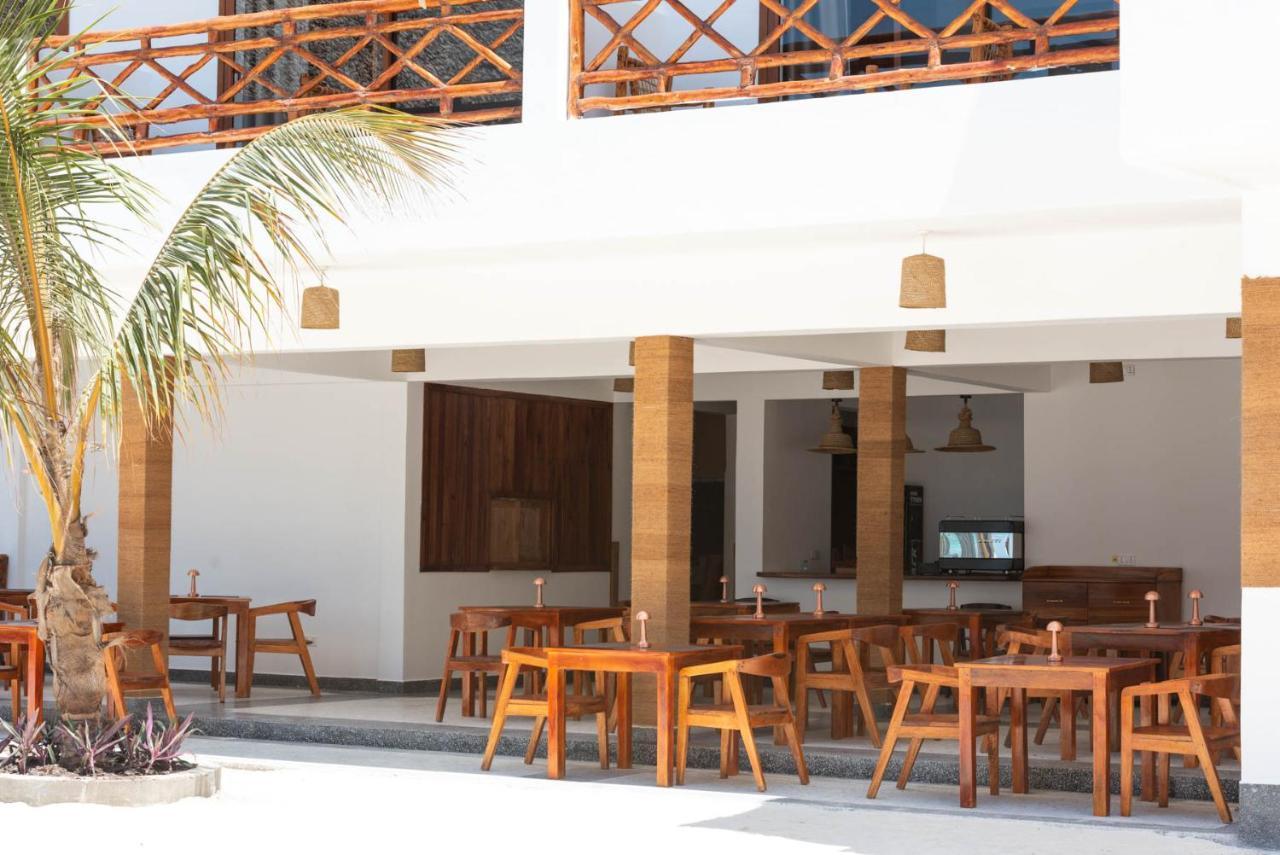 S&S Hotel جامبياني المظهر الخارجي الصورة