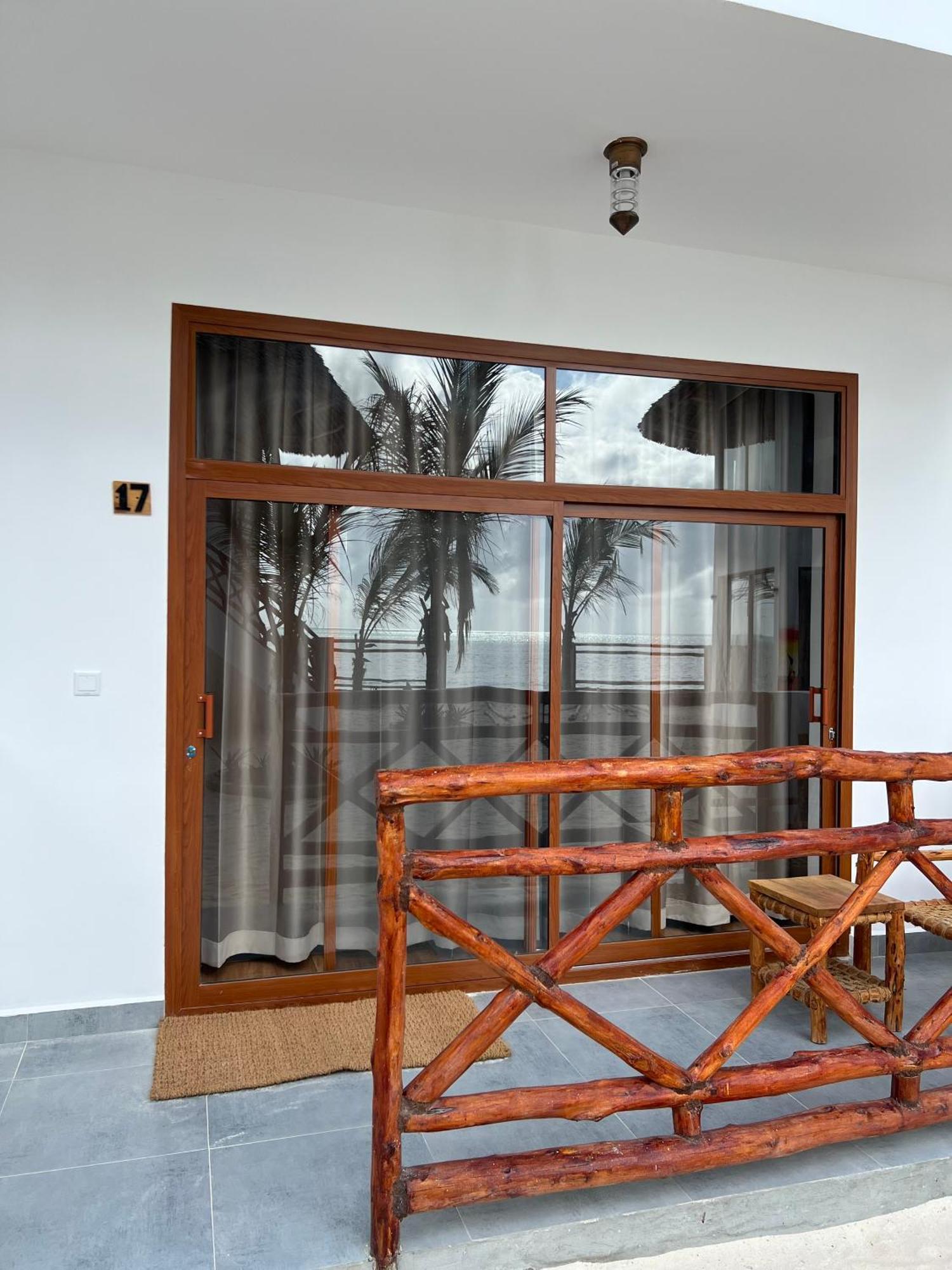 S&S Hotel جامبياني المظهر الخارجي الصورة