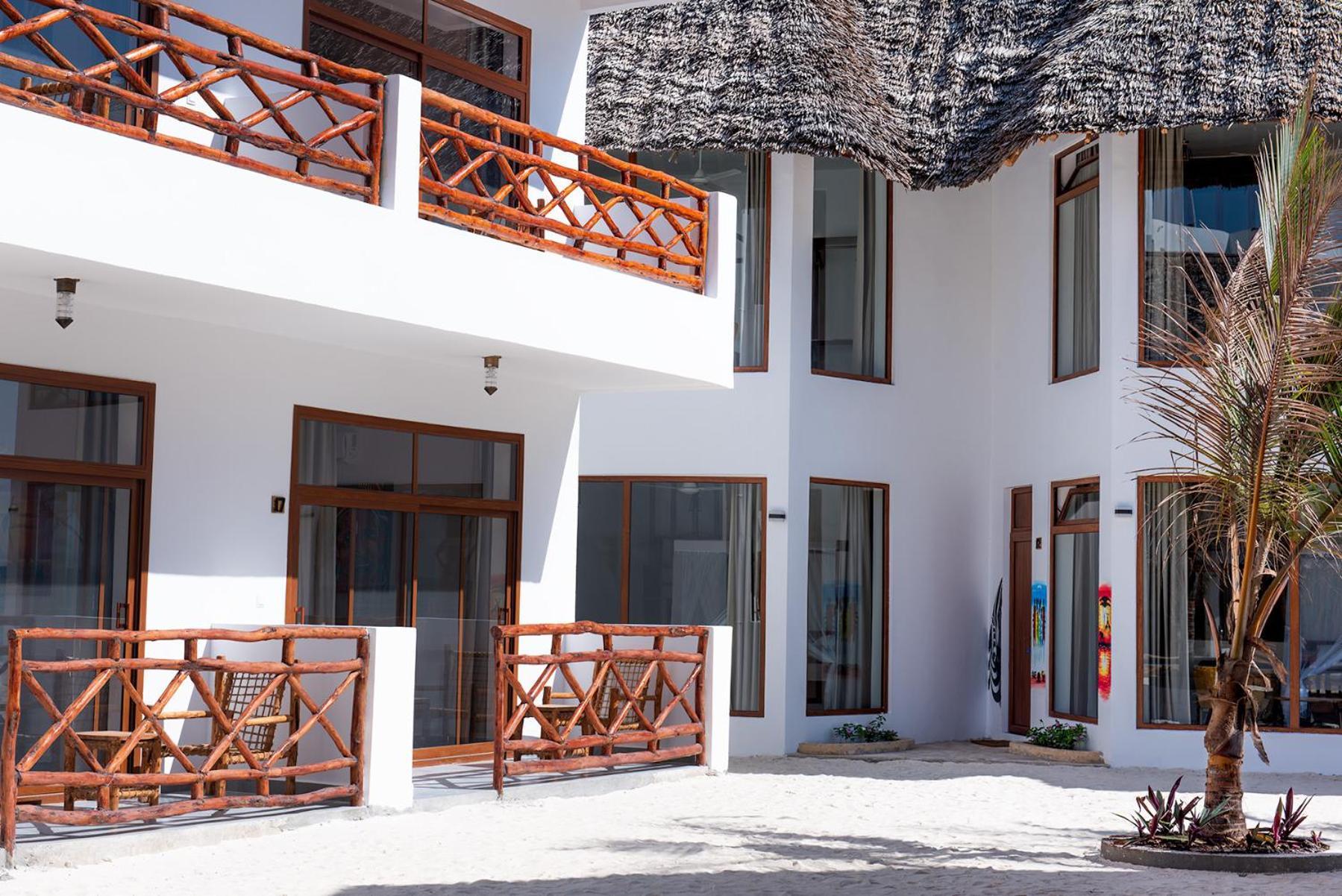 S&S Hotel جامبياني المظهر الخارجي الصورة